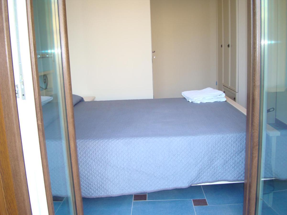 Guest House Mare E Luna Fiumefreddo Bruzio Exterior photo