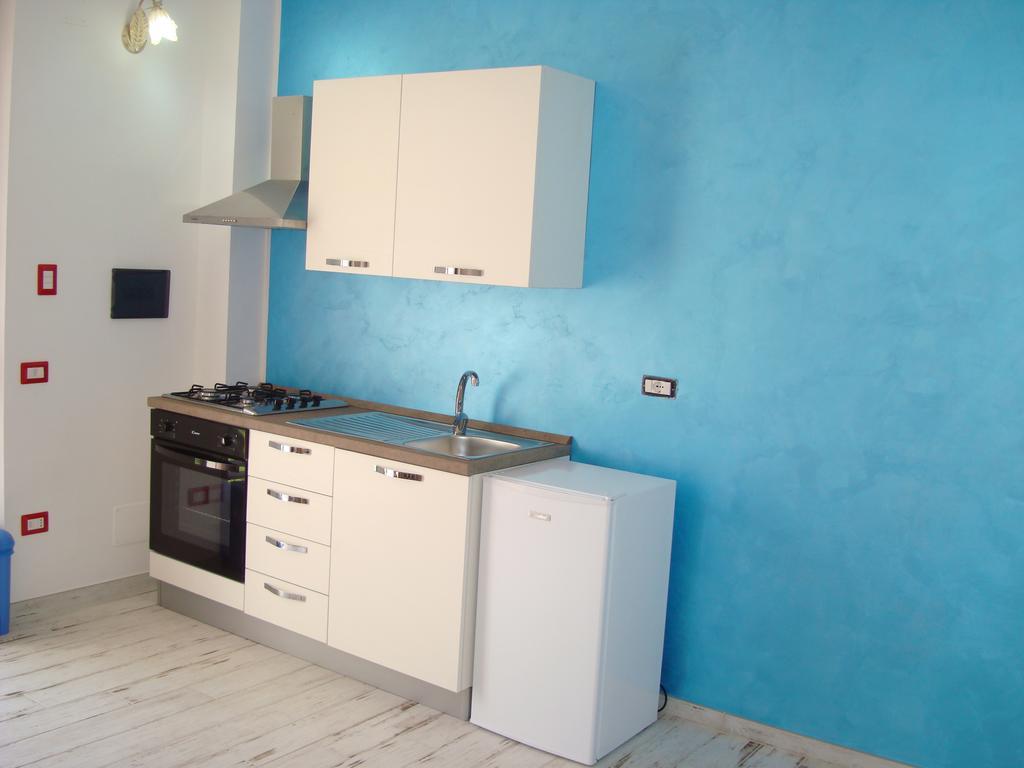 Guest House Mare E Luna Fiumefreddo Bruzio Exterior photo