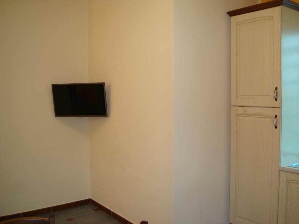 Guest House Mare E Luna Fiumefreddo Bruzio Exterior photo